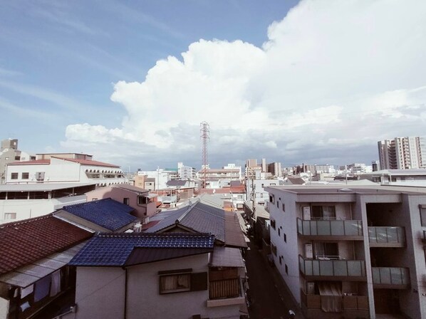 鶴見緑地ハイツ２号館の物件内観写真